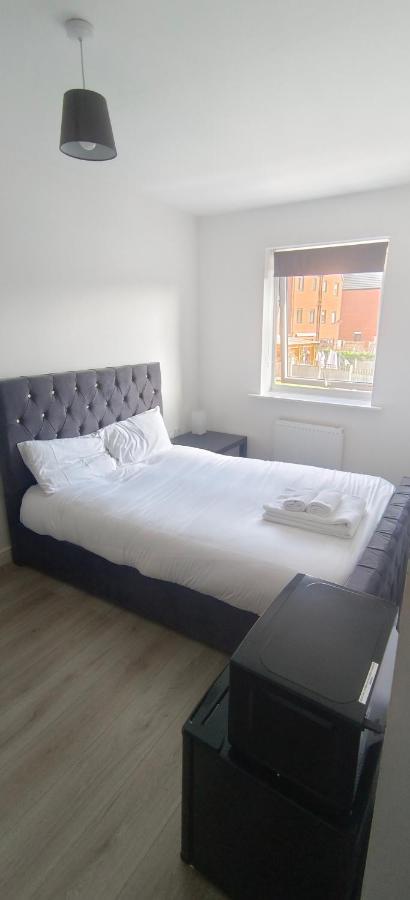 Free Car Park And Walk To Coop, Etihad , Piccadilly Apartment Манчестър Екстериор снимка